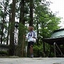 立派な木々が立ち並ぶ中、歩を進めていきます。