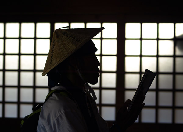 読経中その２