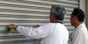 赤鉛筆で印をつけて･･･