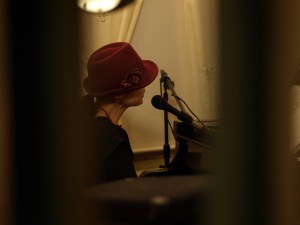 110416live67