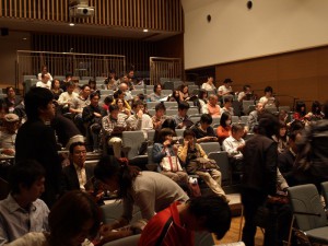111030staff_audience0023_3