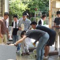 ロケ地見学：石材加工工場