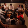 撮影中。「職人さんたちの普段の姿」。ホントにこんな感じです。