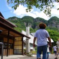 五剣山を見上げて