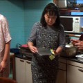 地元の女性たちみんなで作ります
