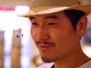 【四コマフォト】石田さんに「ウマイ！の表情下さい」と言ってみたら･･･３