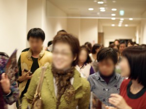 ボカシてますが、皆さん笑顔です。