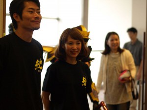 111030cast0002