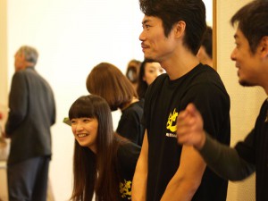 111030cast0010