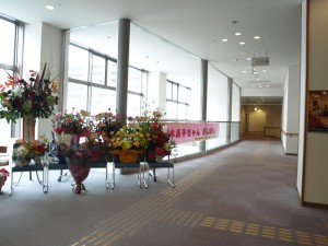111030hall0011_3