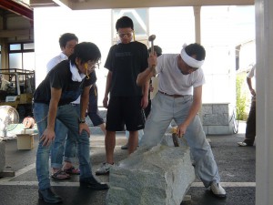 ロケ地見学：加工作業
