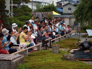 無料です。